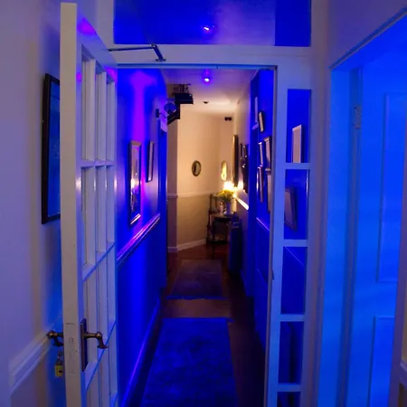 Sea Breeze Отель типа 