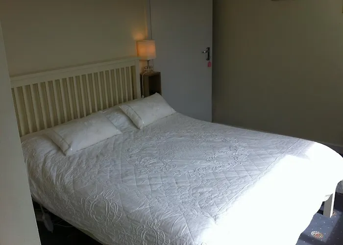 Bed & Breakfast Sea Breeze 3*